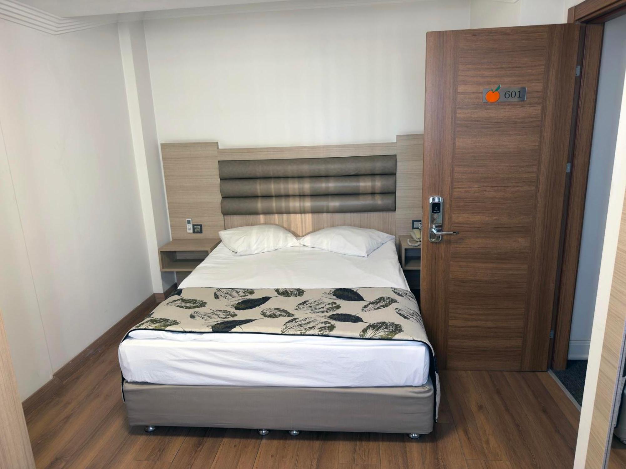 Hotel Mandalin Antalya Exteriör bild